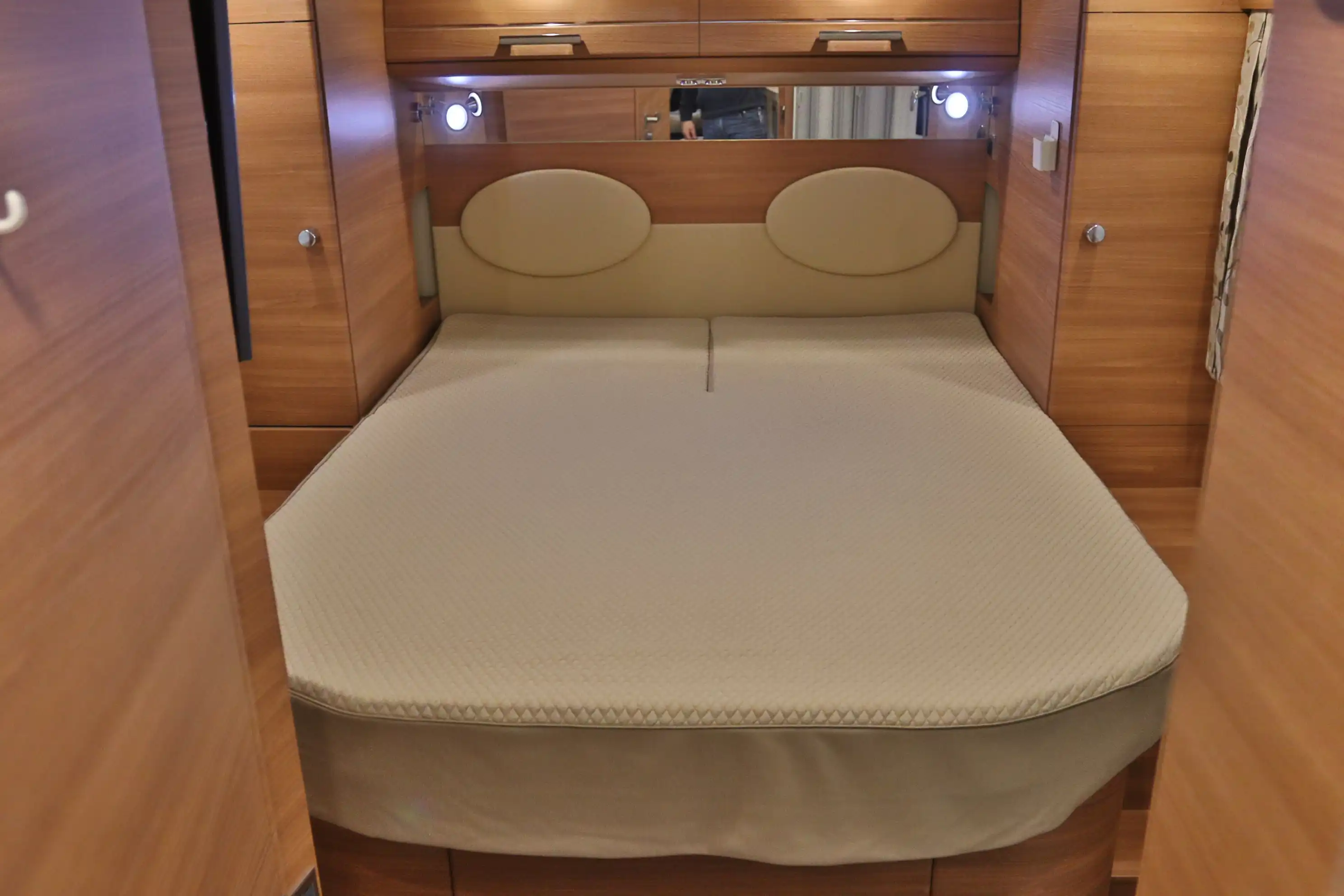 CARTHAGO Chic C-Line T 5.0 QB